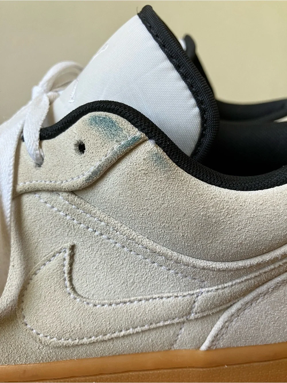 Nike Air Jordan | Jordan 1 Low White Gum Hyper Pink Suede Sneakers Ultra Rare